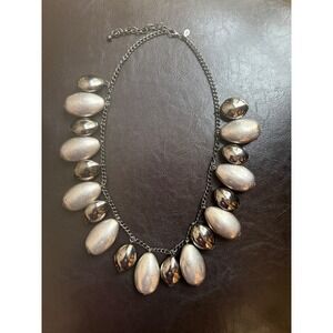 Vintage Joan Rivers Gray Silver metallic Chunky‎ Oval Pendant Statement Necklace
